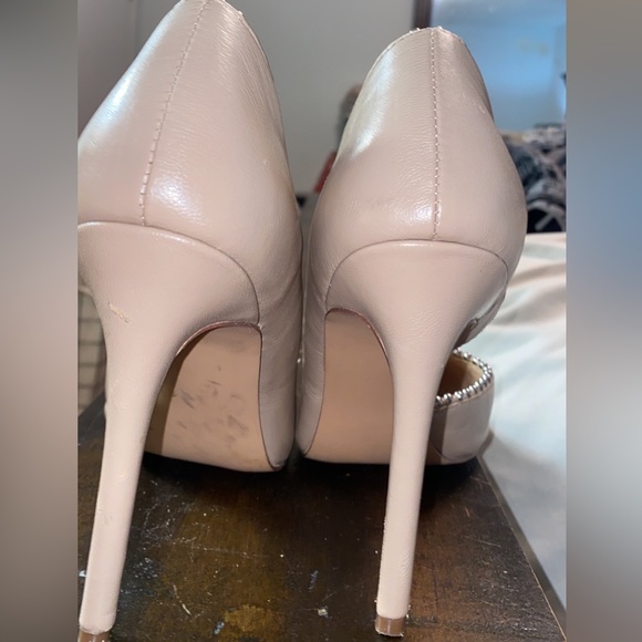 Steve Madden Nude Heels - Picture 3 of 6
